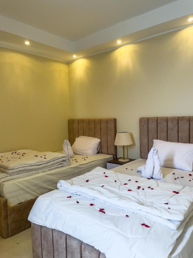 Jumeirah Pyramids View Inn Kafret el-Gabal Esterno foto