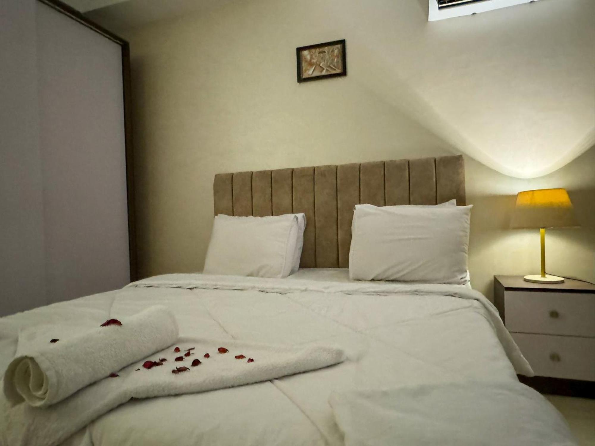 Jumeirah Pyramids View Inn Kafret el-Gabal Camera foto